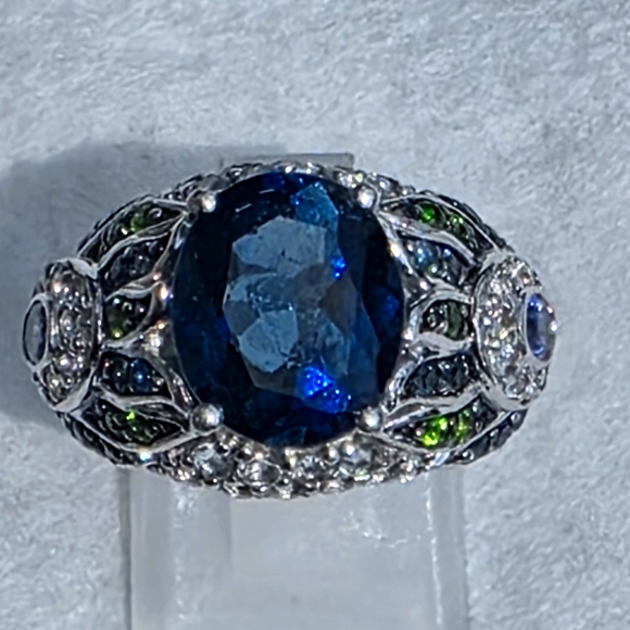 Very Rare Victoria Wieck Genuine Gemstone Feather Motif Ring - Picture 1 of 12